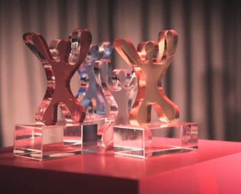 GWA Junior Agency Trophäen vom Filmproduzent fotografiert